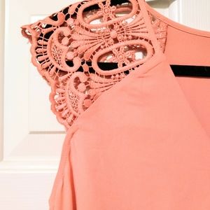 NWT Intricate Lace Shoulder Sleeveless Dress Shirt